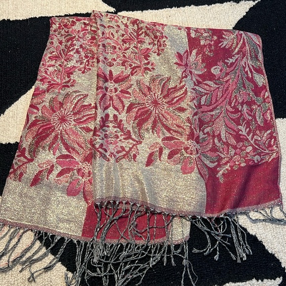 Floral Printed Scarf - Picture 1 of 3